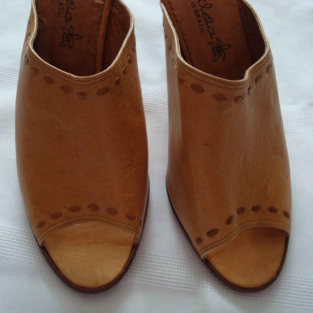 Brazilian leather mules